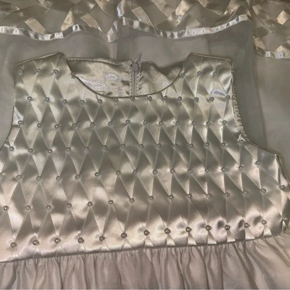 Cinderella Silver Satin Girls Party Dress 3T - Picture 3 of 7